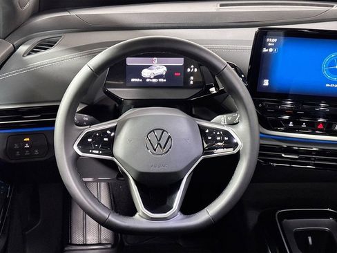 Used 2023 Volkswagen ID.4 Pro S AWD/4WD image 13