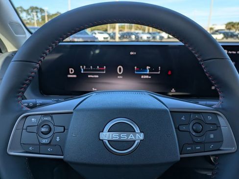 New 2026 Nissan Sentra SR w/ Floor Mat Package FWD image 27