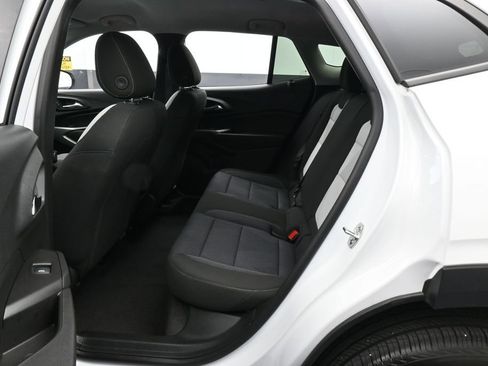 Used 2025 Chevrolet Trax LS FWD image 26