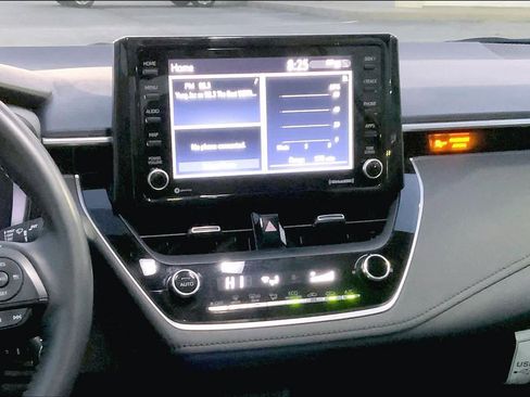 Used 2022 Toyota Corolla SE image 6