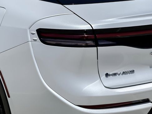 Certified 2024 Toyota Crown AWD/4WD image 25