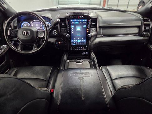 Used 2022 RAM 3500 Limited w/ Night Edition AWD/4WD image 7