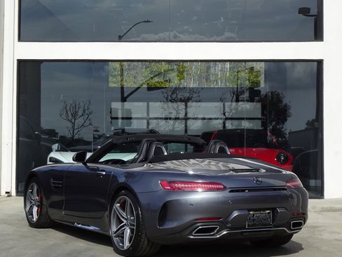 Used 2018 Mercedes-Benz AMG GT C image 5