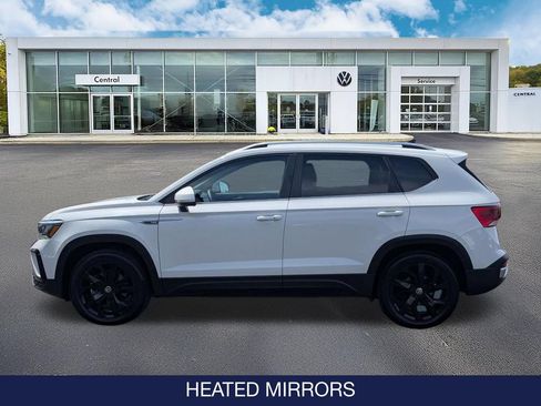 Used 2022 Volkswagen Taos SE AWD/4WD image 5
