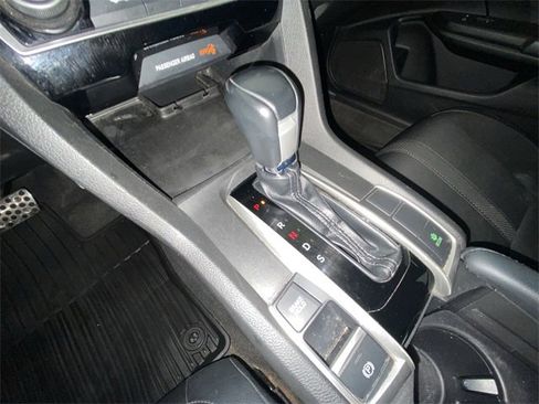Used 2021 Honda Civic Sport image 19