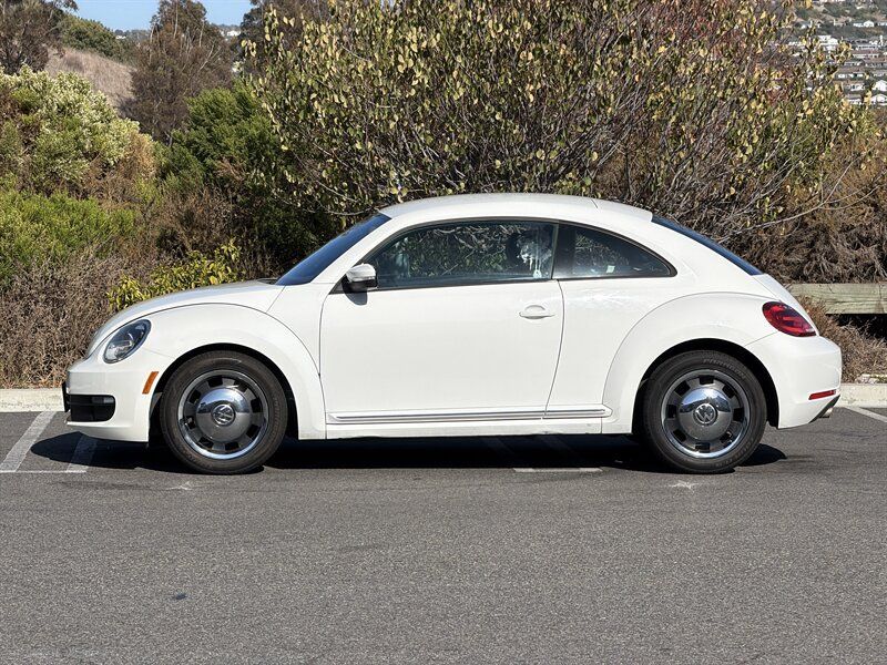 Used 2012 Volkswagen Beetle 2.5 FWD image 3