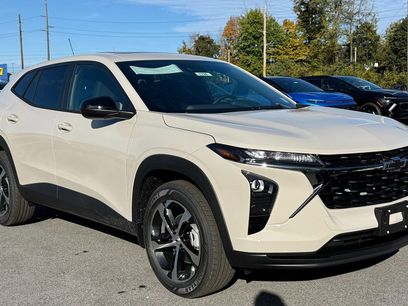 New 2026 Chevrolet Trax RS w/ Sunroof Package