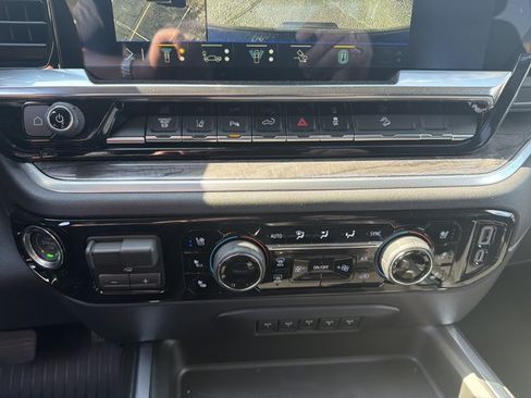 New 2026 Chevrolet Silverado 3500 LTZ AWD/4WD image 20