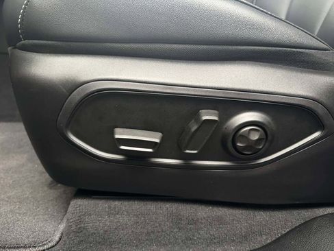 New 2025 Jeep Grand Cherokee Limited image 20