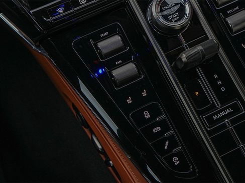 New 2026 Aston Martin V8 Vantage S image 28