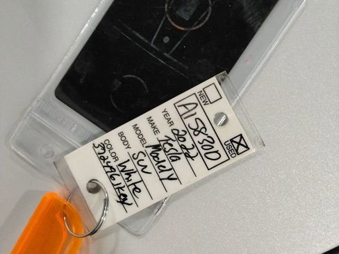 Used 2022 Tesla Model Y Performance image 45