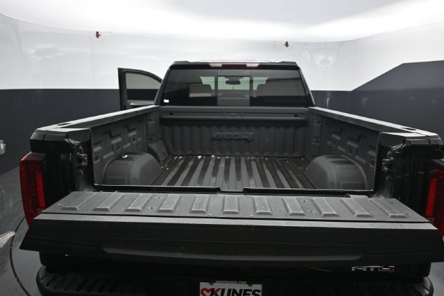 Used 2024 GMC Sierra 1500 AT4 w/ AT4 Preferred Package AWD/4WD image 35