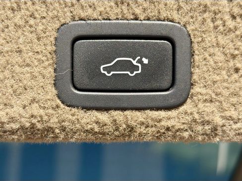 Used 2015 Volvo XC60 T5 Platinum image 14