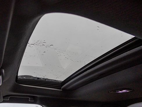 New 2026 Subaru Outback Premium image 5