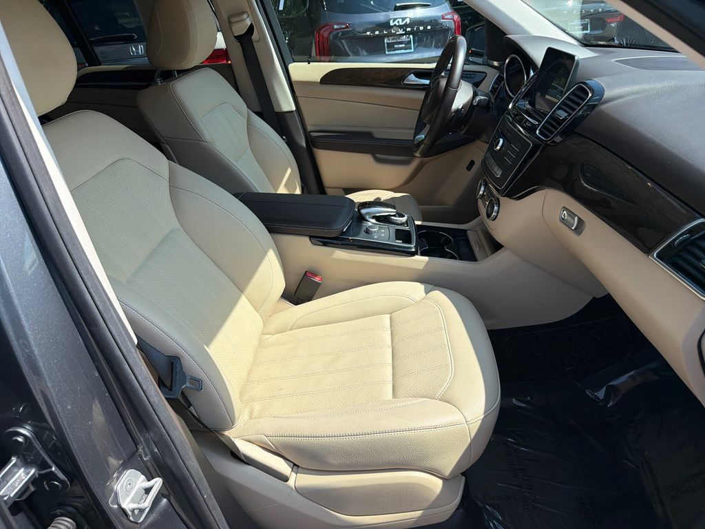 Used 2018 Mercedes-Benz GLE 350 w/ Premium 1 Package image 13