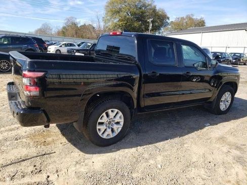 Used 2022 Nissan Frontier SV image 2