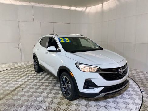 Used 2023 Buick Encore GX Select w/ Safety Package II image 1