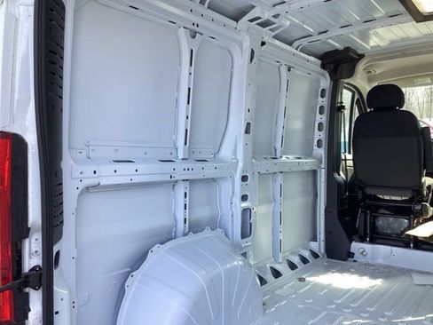 New 2026 RAM ProMaster 1500 w/ Convenience Group image 17