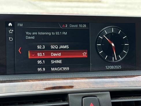 Used 2019 BMW 440i xDrive 440i xDrive w/ M Sport Package image 3