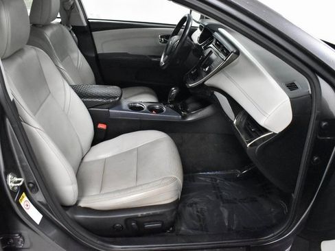 Used 2014 Toyota Avalon image 14