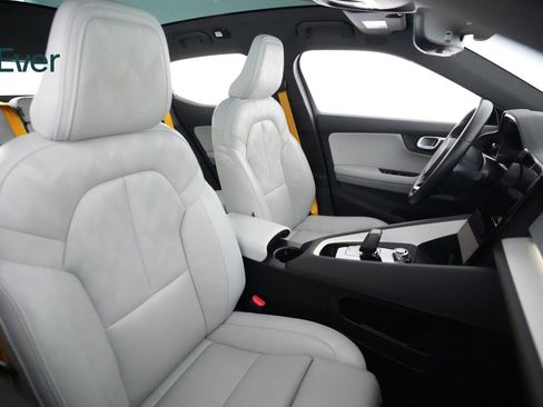 Used 2023 Polestar Polestar 2 w/ Pilot Pack AWD/4WD image 23