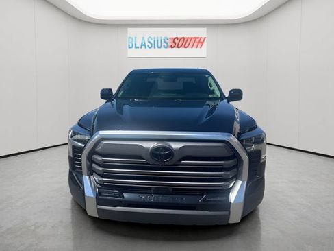 Used 2024 Toyota Tundra Limited AWD/4WD image 8