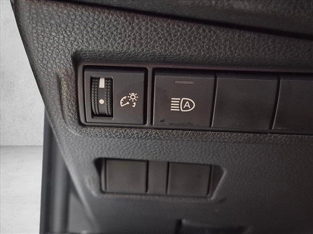 Certified 2022 Toyota Corolla Cross LE FWD image 13