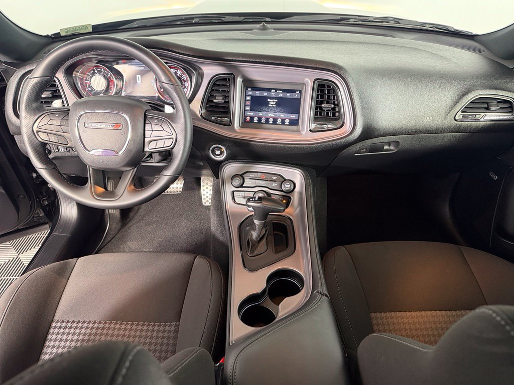 Certified 2023 Dodge Challenger R/T RWD image 16