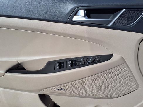 Used 2019 Hyundai Tucson Limited image 19