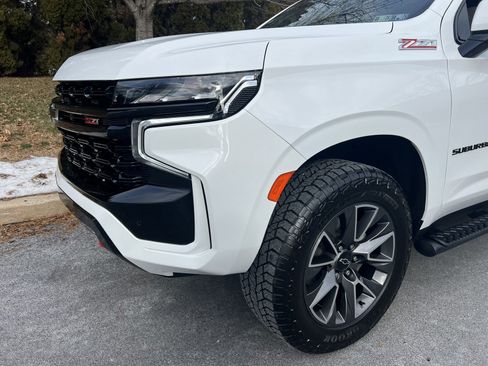 Used 2023 Chevrolet Suburban Z71 w/ Luxury Package image 81