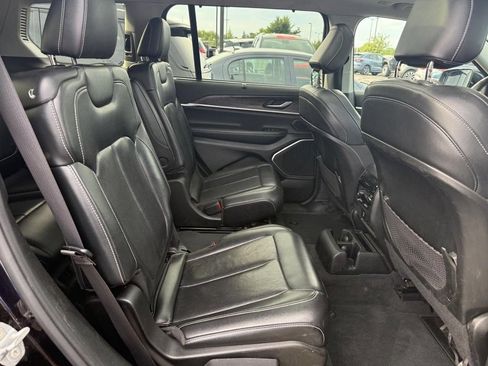Certified 2022 Jeep Grand Cherokee L Limited w/ Luxury Tech Group II AWD/4WD image 7