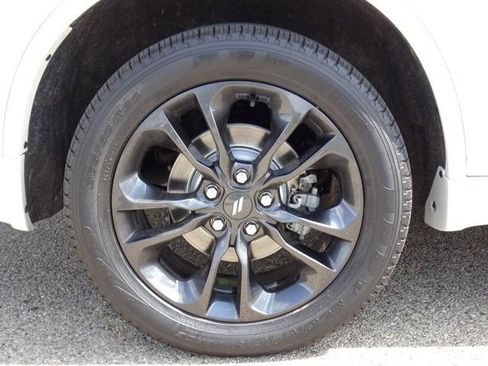Used 2023 Dodge Durango GT AWD/4WD image 30