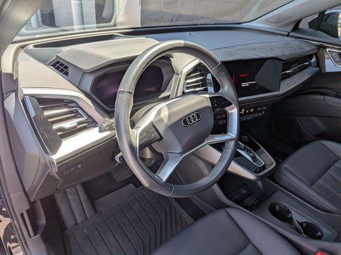 Used 2023 Audi Q4 e-tron Prestige AWD/4WD image 11
