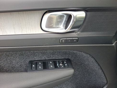 New 2026 Volvo XC40 B5 Plus w/ Protection Package Premier image 8