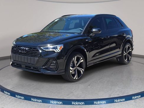 Used 2024 Audi Q3 2.0T Premium Plus w/ Premium Plus Package AWD/4WD image 1