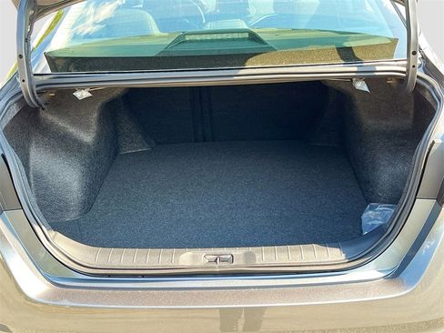 Used 2025 Nissan Altima 2.5 S image 24