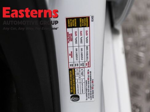 Used 2025 Nissan Altima 2.5 SV FWD image 34