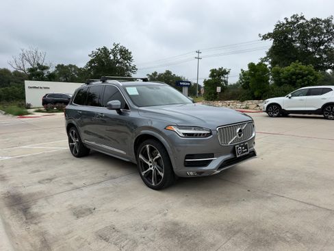 Used 2016 Volvo XC90 T6 Inscription w/ Protection Package Plus AWD/4WD image 7
