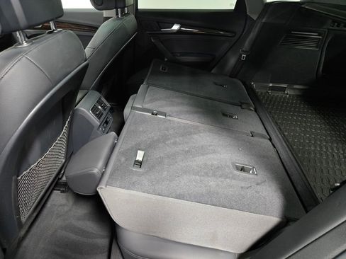 Used 2019 Audi Q5 2.0T Premium Plus w/ Premium Plus Package image 38