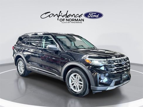 New 2026 Ford Explorer Active image 1