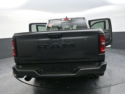 New 2026 RAM 1500 Big Horn AWD/4WD image 34
