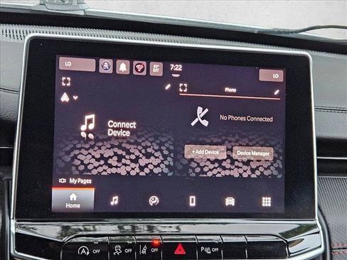 Used 2025 Jeep Compass Trailhawk AWD/4WD image 12