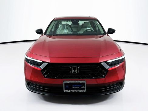 Used 2024 Honda Accord EX image 2