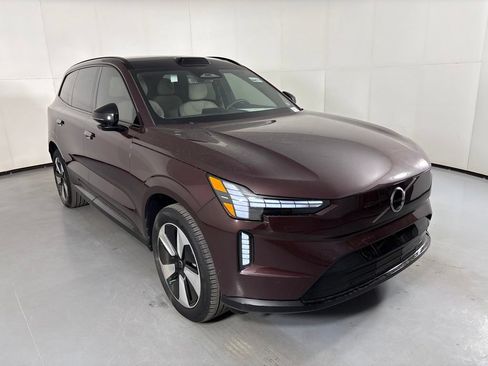 Used 2025 Volvo EX90 Plus AWD/4WD image 2
