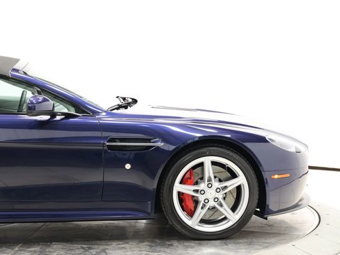 Used 2016 Aston Martin V8 Vantage GT RWD image 93