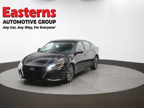 Used 2024 Nissan Altima 2.5 SV FWD image 54