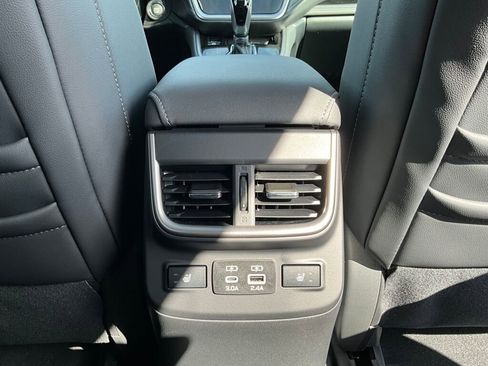 New 2025 Subaru Outback Limited image 15