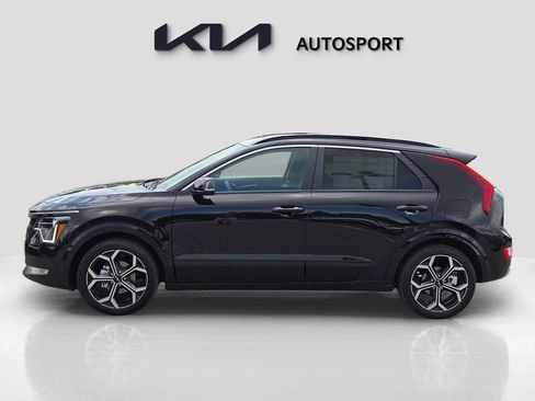 New 2025 Kia Niro EX Touring image 13
