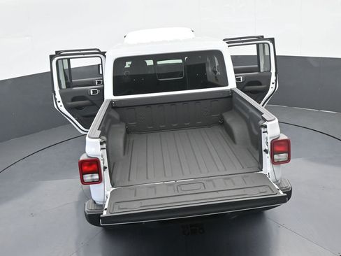 Used 2024 Jeep Gladiator Sport w/ Premium Package image 71