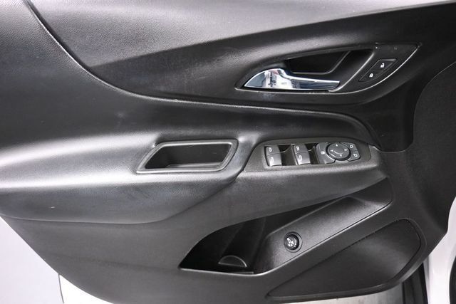 Used 2018 Chevrolet Equinox LT w/ Sun & Infotainment Package FWD image 13